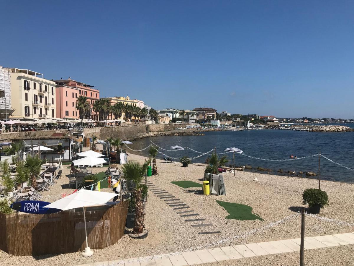 Apartamento Casa Vacanza Tindara Civitavecchia Exterior foto