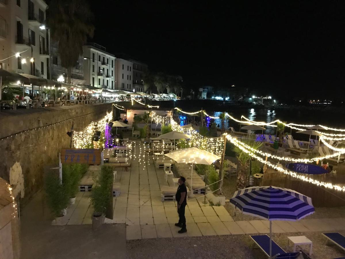 Apartamento Casa Vacanza Tindara Civitavecchia Exterior foto