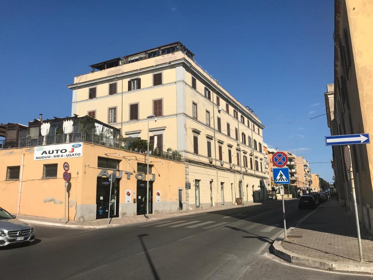 Apartamento Casa Vacanza Tindara Civitavecchia Exterior foto